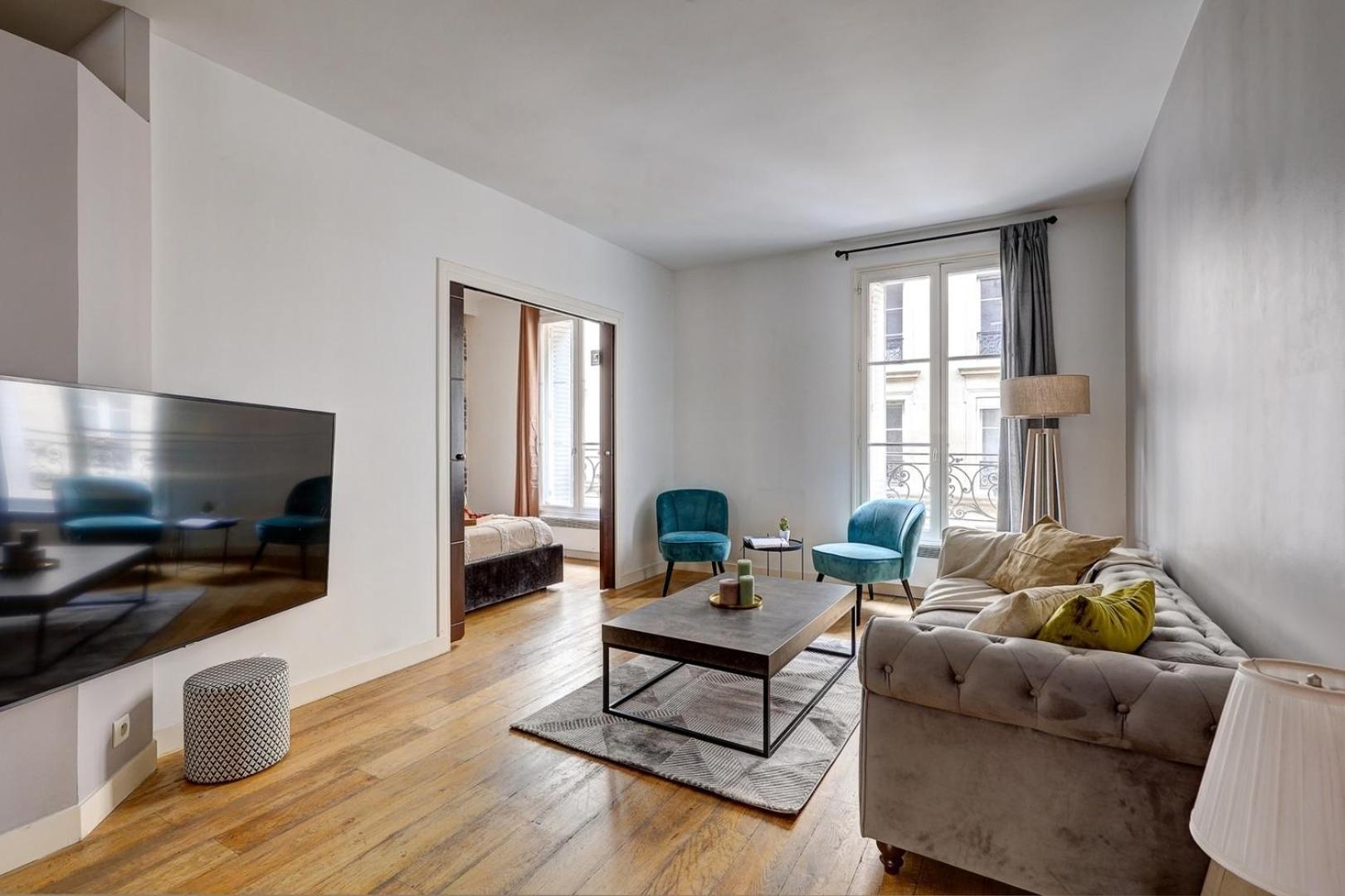 Appartement Bnbnook - Lovely 2br - Eiffel Tower & Other Sights Parijs